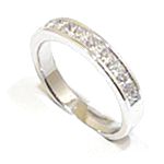 Anillo alianza oro blanco 18k con diamantes talla princesa