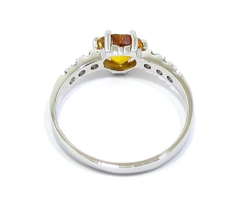 anillo oro blanco zafiro amarillo diamantes