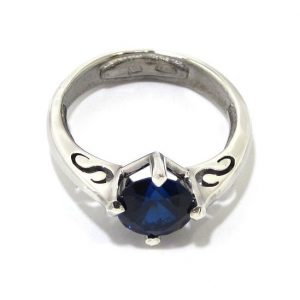 Anillo de plata 925 con circonita azul marino