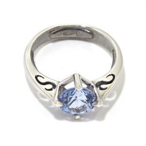Anillo de plata 925 con circonita azul claro