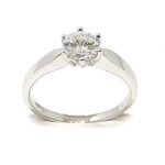 Anillo solitario oro blanco 18K con diamante talla brillante 0,73ct