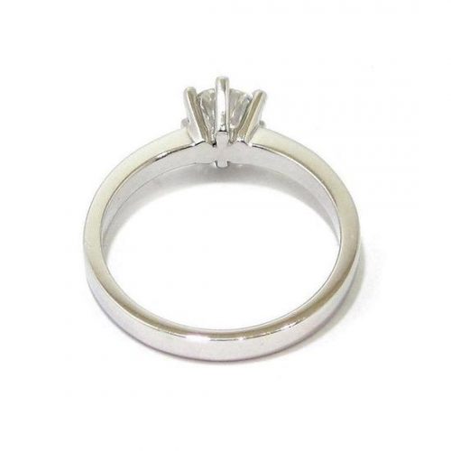 Anillo solitario oro blanco 18K con diamante talla brillante 0,65ct