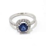 Anillo oro blanco zafiro cushion cut 0.27cts