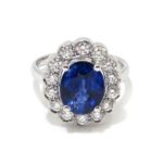 Anillo oro blanco zafiro oval 3.41cts