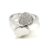 Anillo corazones con diamantes oro blanco