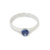 Anillo zafiro corazón oro blanco