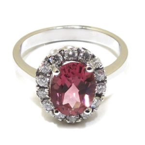 Anillo oro blanco Rubelita oval diamantes