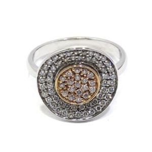 Anillo oro blanco con diamantes en pavé