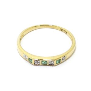 Anillo diamantes esmeraldas oro amarillo