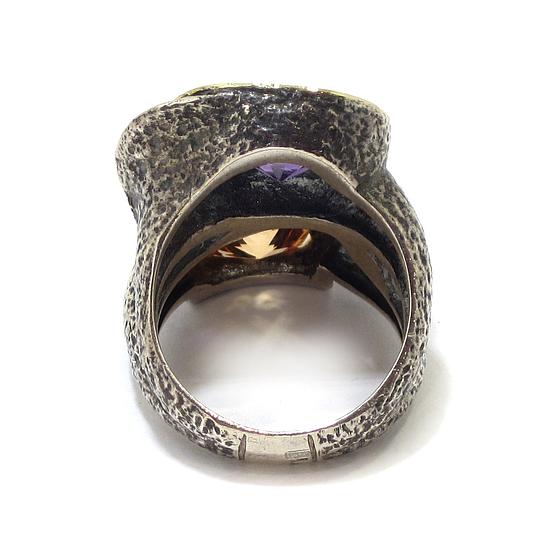 Anillo de plata 2 hidrotermales circonitas