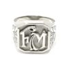 Anillo sello cuadrado relieve Inciales oro blanco