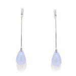 Pendientes largos calcedonia oro blanco