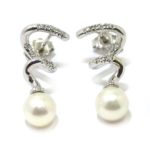Pendientes espiral perla 7.1mm brillantes oro