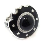 Anillo onix esmalte diamantes oro blanco