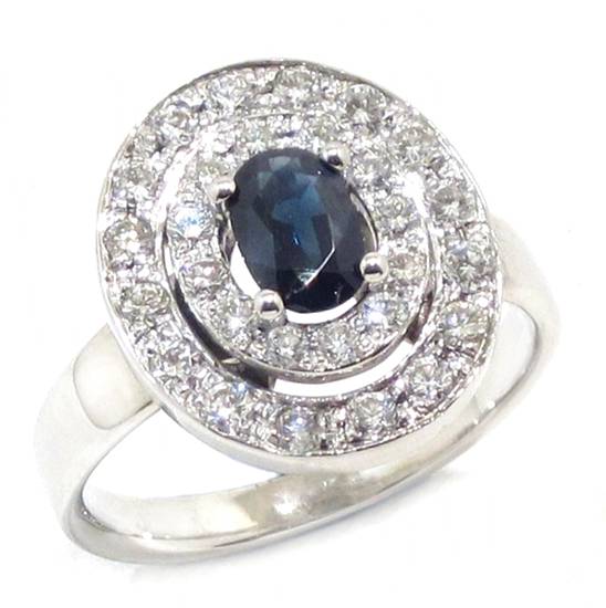Anillo zafiro oval 6x4 doble orla diamantes