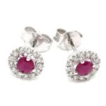 Pendientes rubies redondos 4x4 y 28 diamantes
