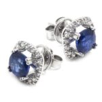 Pendientes zafiros cushion 6x6 y 32 diamantes
