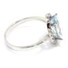 Anillo aguamarina 11x8 diamantes oro blanco