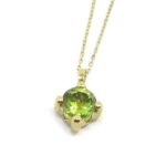 Collar Peridoto colgante oro amarillo