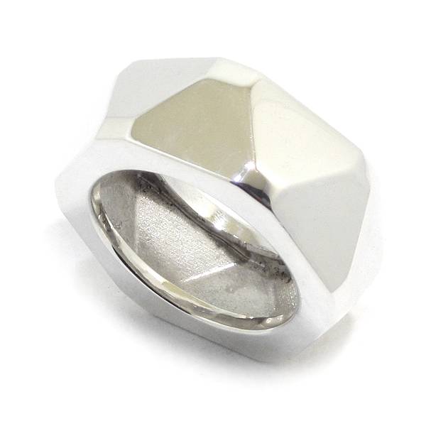 Anillo facetas triángulos plata 925